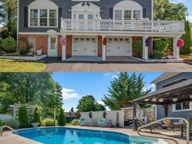 House for sale in Suffield, Connecticut