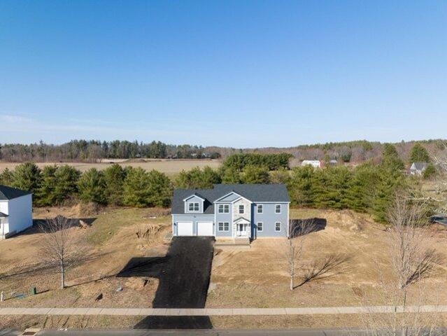House for sale in Suffield, Connecticut