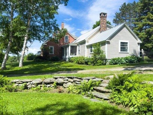 House for sale in New Hampshire
