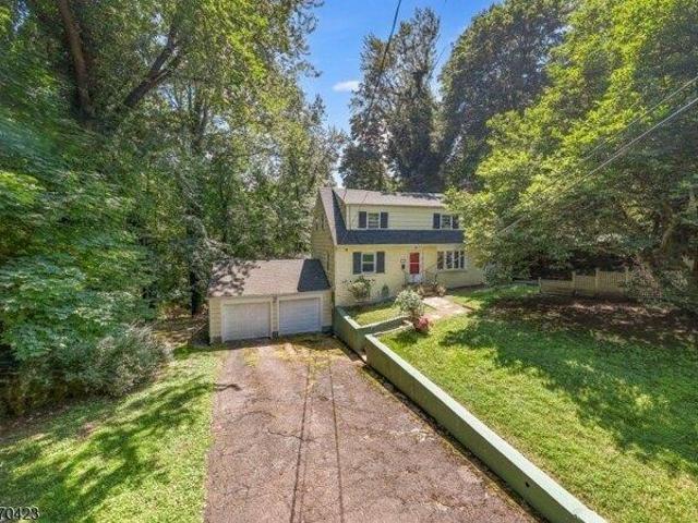 House for sale in Summit, New Jersey