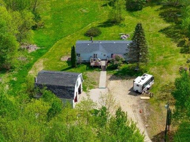 House for sale in Maine