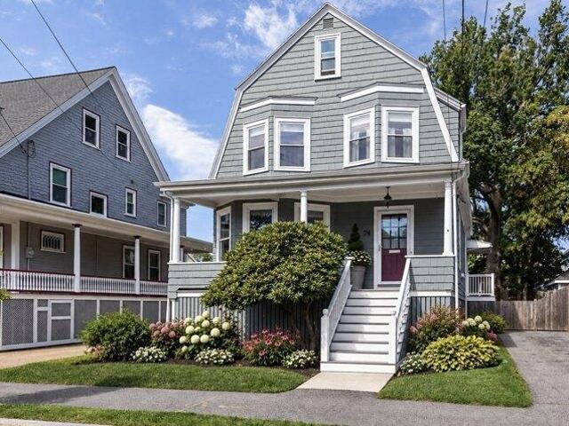 House for sale in Swampscott, Essex County