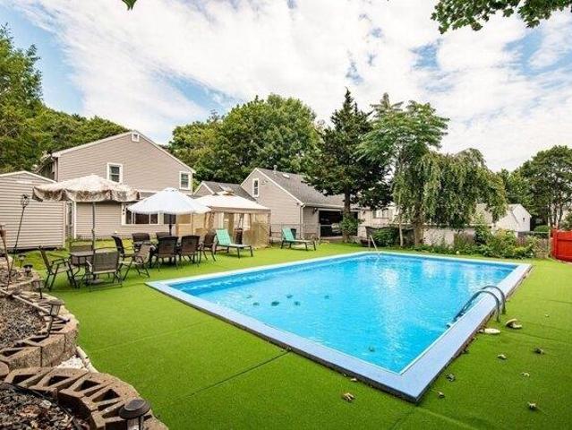 House for sale in Swampscott, Essex County