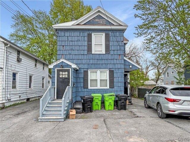 House for sale in New York