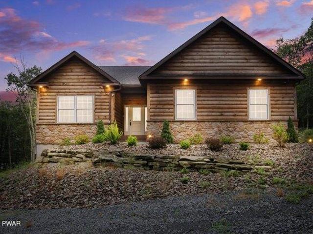 House for sale in Greentown, Pennsylvania