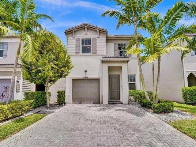 House for sale in Tamarac, Florida