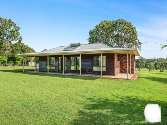 House for sale in Tamborine