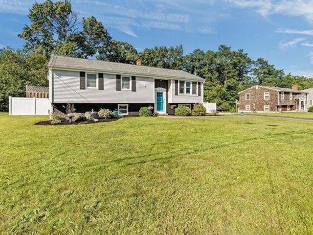 House for sale in Taunton, Bristol County
