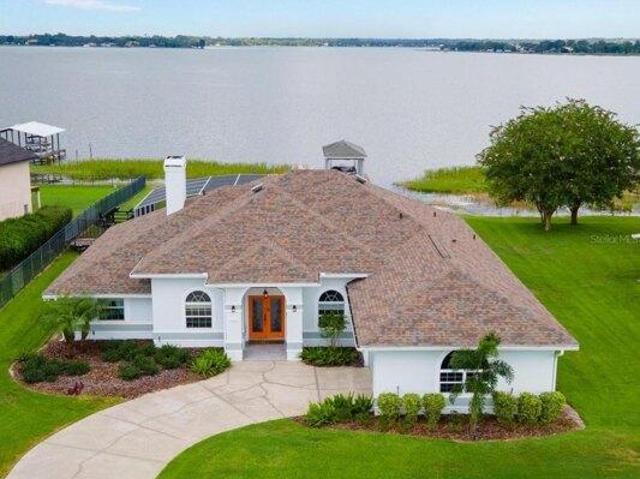 House for sale in Tavares, Florida