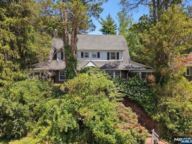 House for sale in Tenafly, New Jersey