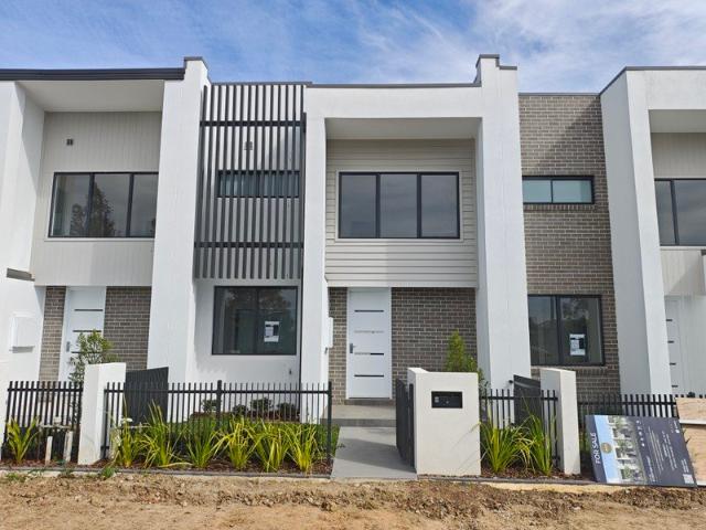Land for rent in Oran Park, Sydney