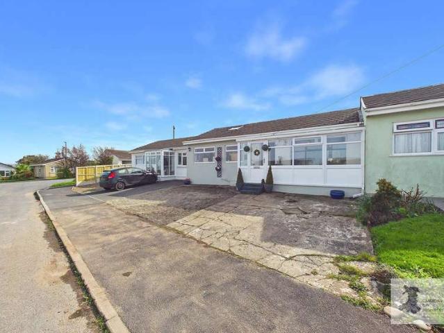 Bungalow for sale in Aberporth, Wales