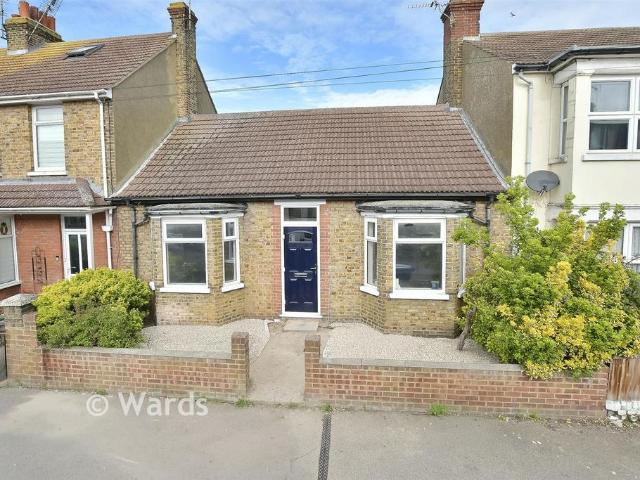 Bungalow for sale in Sheerness, Oad Street