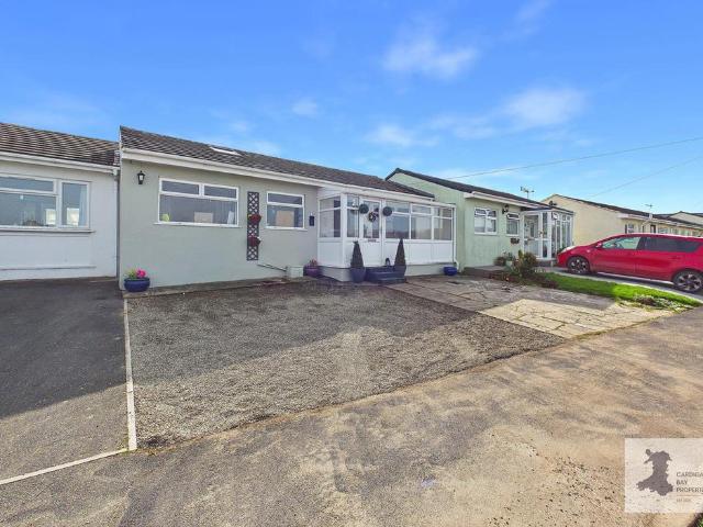 Bungalow for sale in Aberporth, Wales