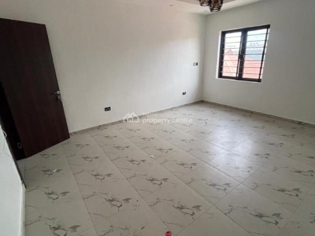 Detached house for sale in Surulere , Surulere