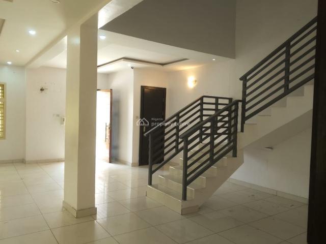 Detached house for rent in Eti Osa, Abuja