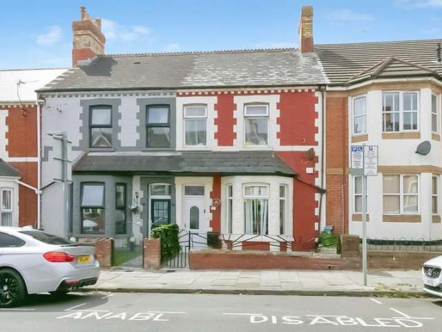 Cottage for sale in Gibbonsdown, Barry