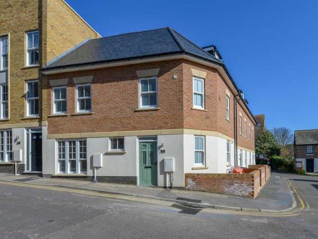 Cottage for sale in Margate Old Town, Acol