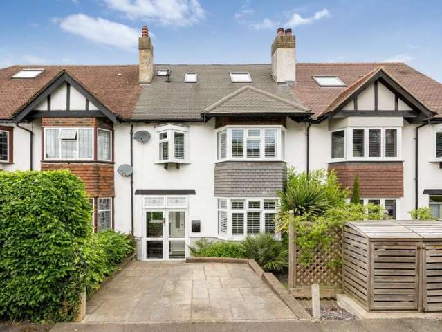 Cottage for sale in Red Hill, Surrey