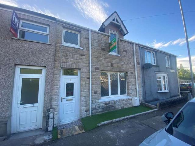 Cottage for sale in Briton Ferry, Wales