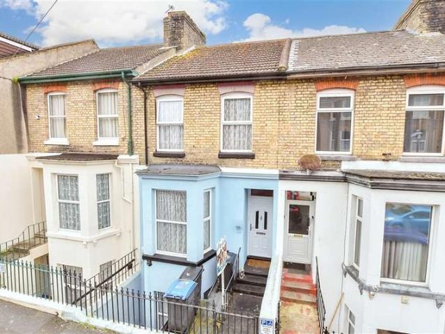 Cottage for sale in Clarendon, Ash