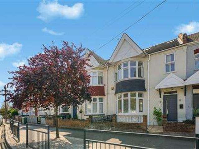 Cottage for sale in Sudbury, Greater London