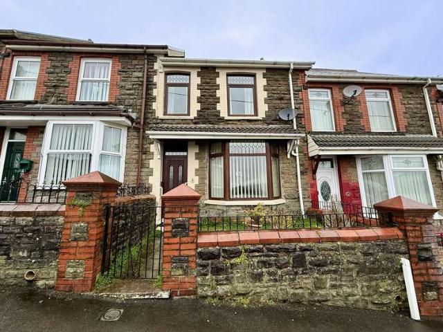 Cottage for sale in Cwmdare, Wales