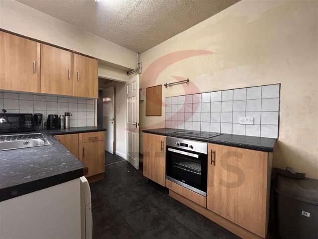 Cottage for sale in Bede Island, Leicester