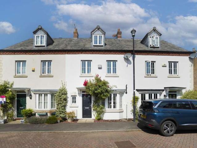 Cottage for sale in New Bilton, Warwickshire