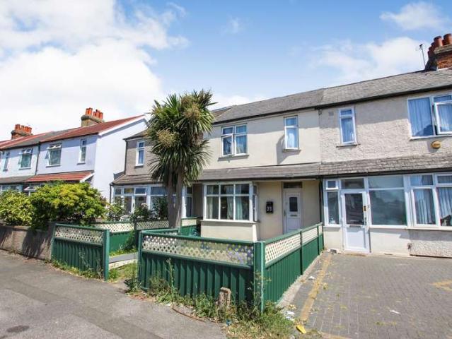 Cottage for sale in Hayes, Greater London