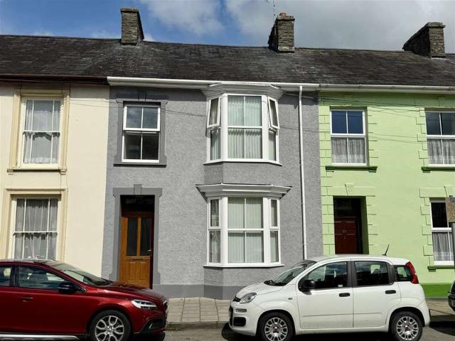 Cottage for sale in Lampeter