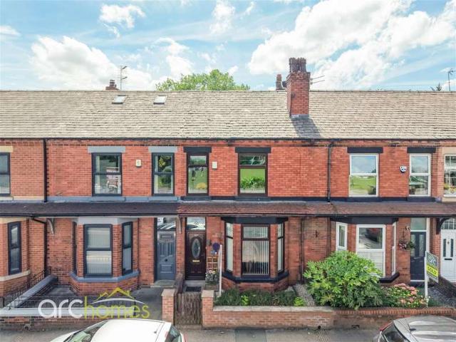 Cottage for sale in Wigan, Greater Manchester