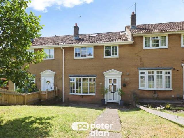 Cottage for sale in Glyn Eiddew, Falcon Lodge