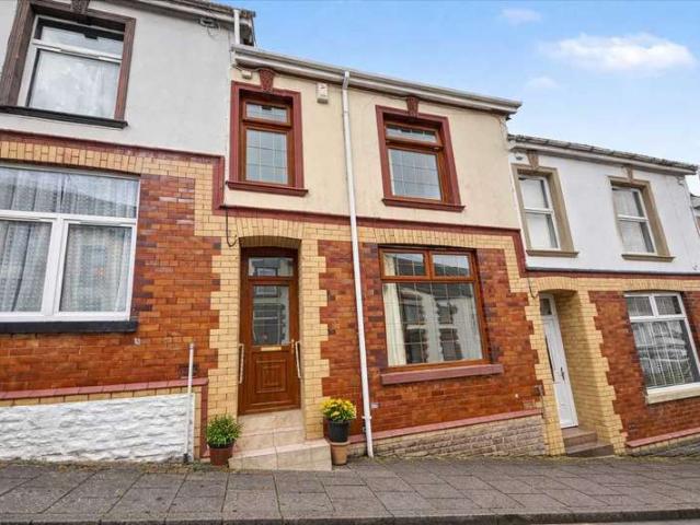 Cottage for sale in Penygraig