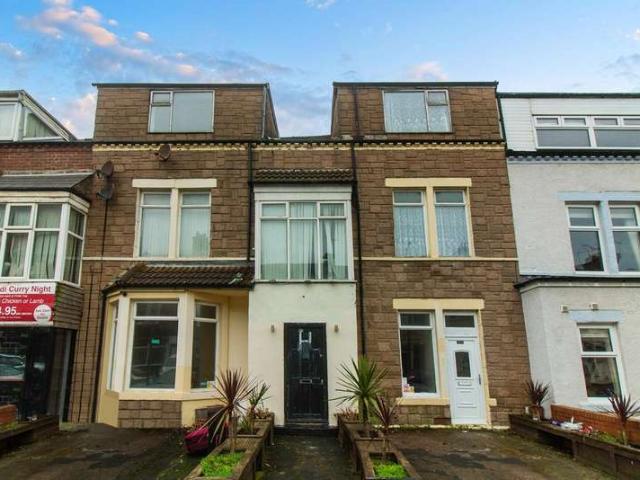Terraced House for sale in Whitley Bay, Cullercoats