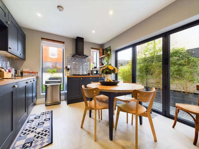 Cottage for sale in Hangleton