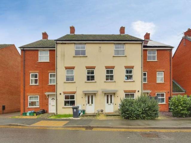 Cottage for sale in Gloucester, Gloucestershire