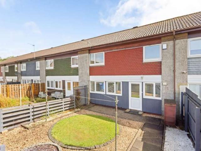 Cottage for sale in Pumpherston, Scotland