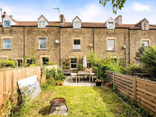 Cottage for sale in Frome