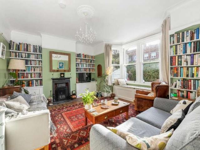 Cottage for sale in London Borough of Lewisham, Greater London