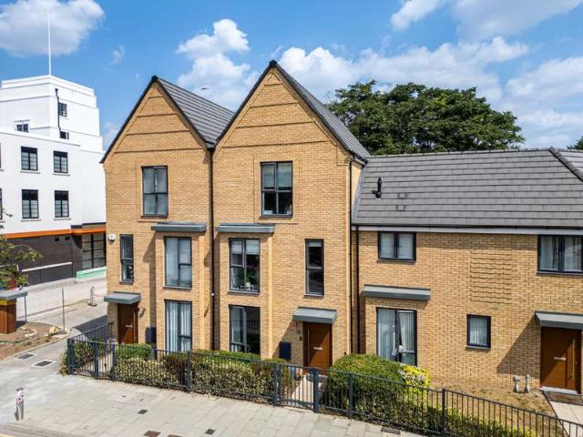 Cottage for sale in Hamerton, Kent
