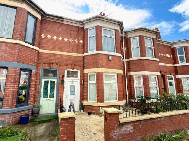 Cottage for sale in Old Trafford, Trafford