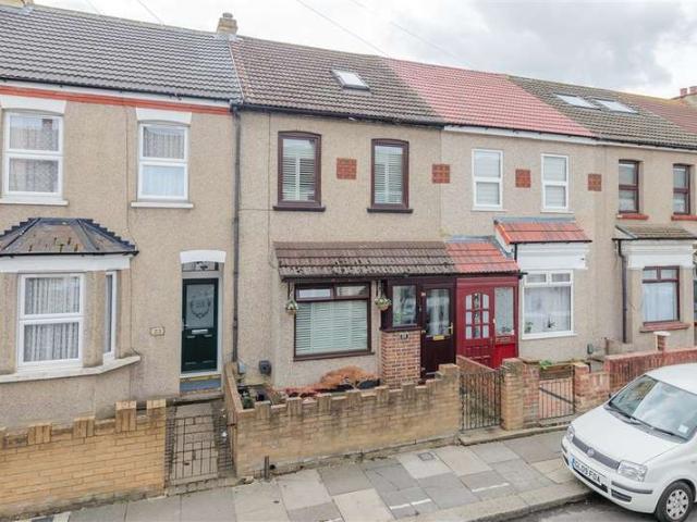 Cottage for sale in Northumberland Heath, Greater London