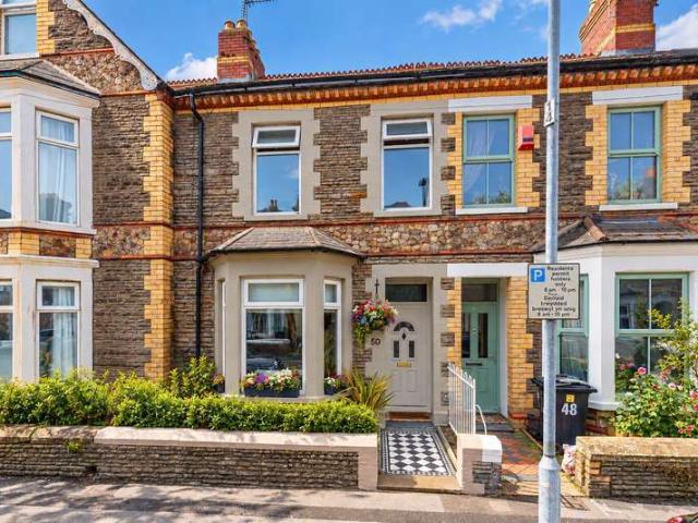 Cottage for sale in Plasnewydd, Cardiff