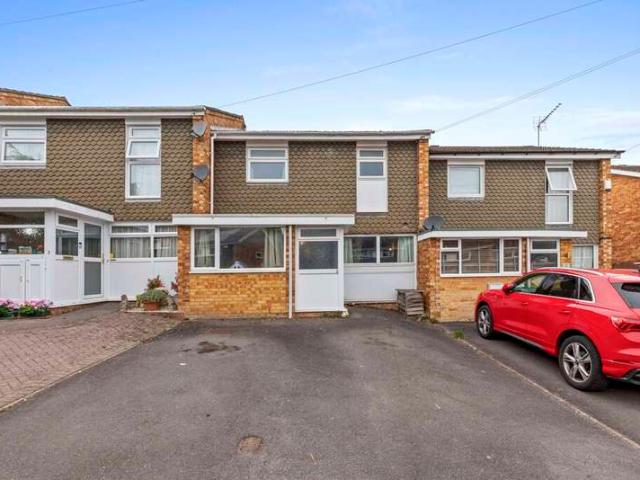 Cottage for sale in Amersham and Villages Community Board, Latimer