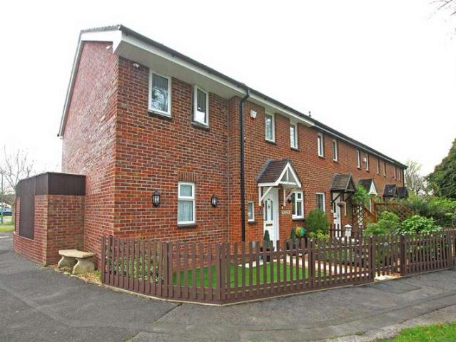 Cottage for sale in Throop, Bournemouth
