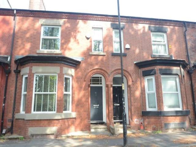 Cottage for sale in Georgia, Greater Manchester
