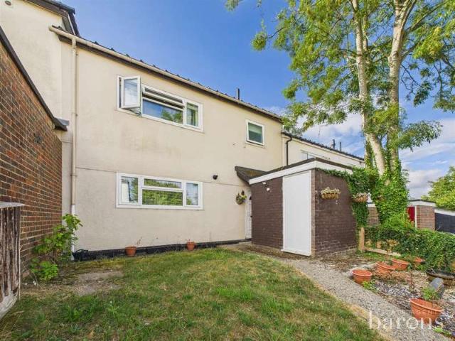 Cottage for sale in Winklebury, Priest Down
