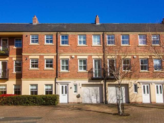 Terraced House for sale in Tynemouth
