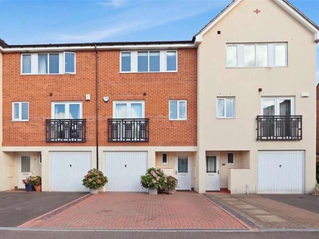 Cottage for sale in Tapton, Chesterfield